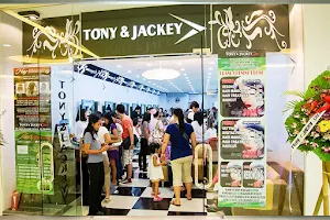 Tony & Jackey Salon image