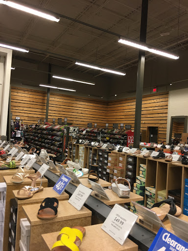 Shoe Store «DSW Designer Shoe Warehouse», reviews and photos, 7616 Farm to Market 1960 Rd W, Houston, TX 77069, USA