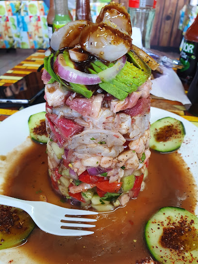 Mariscos Lalo - Seafood restaurant - Santa Isabel, Baja California - Zaubee