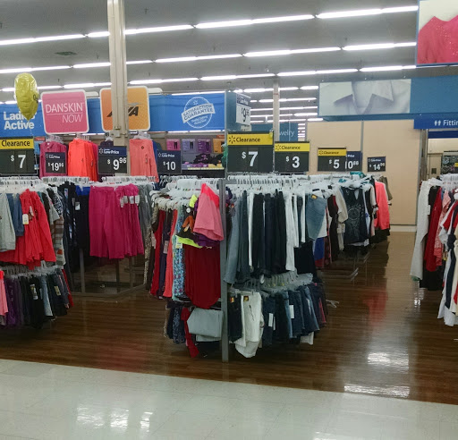 Discount Store «Walmart», reviews and photos, 950 Edwards Ferry Rd NE, Leesburg, VA 20176, USA