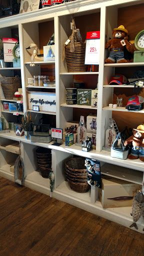 American Restaurant «Cracker Barrel Old Country Store», reviews and photos, 5100 Tiedeman Rd, Brooklyn, OH 44144, USA