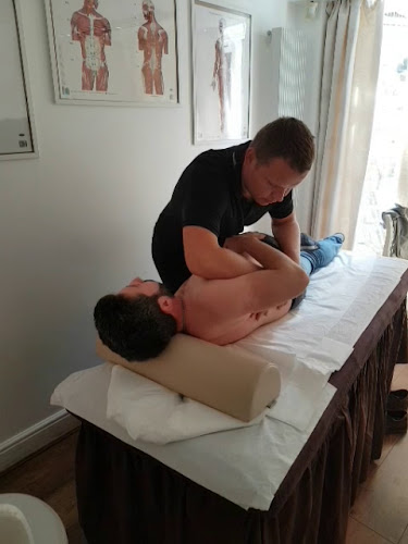 Reviews of Kręgarz in London - Massage therapist