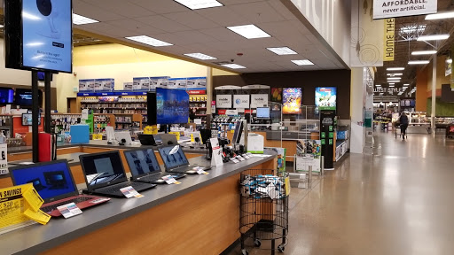 Grocery Store «Fred Meyer», reviews and photos, 1900 SE Sedgwick Rd, Port Orchard, WA 98366, USA