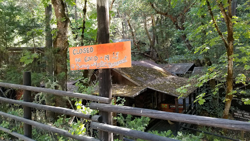 Tourist Attraction «Oregon Vortex», reviews and photos, 4303 Sardine Creek L Fork Rd, Gold Hill, OR 97525, USA