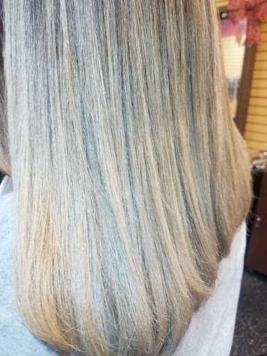 Beauty Salon «Jireh Beauty Salon and Spa», reviews and photos, 1227 River St, Boston, MA 02136, USA