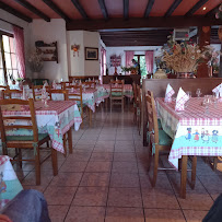 Atmosphère du Restaurant de spécialités alsaciennes Auberge d'Eschau - n°1