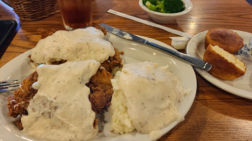 American Restaurant «Cracker Barrel Old Country Store», reviews and photos, 6050 National Rd E, Richmond, IN 47374, USA