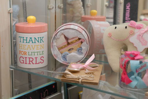 Gift Shop «Arabella’s Gift Boutique», reviews and photos, 2510 McMullen Booth Rd D, Clearwater, FL 33761, USA