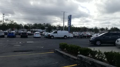 Car Dealer «Blue Book Cars», reviews and photos, 4114 S Orlando Dr, Sanford, FL 32773, USA