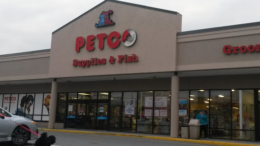 Petco Animal Supplies, 48 Watertower Plaza, Leominster, MA 01453, USA, 
