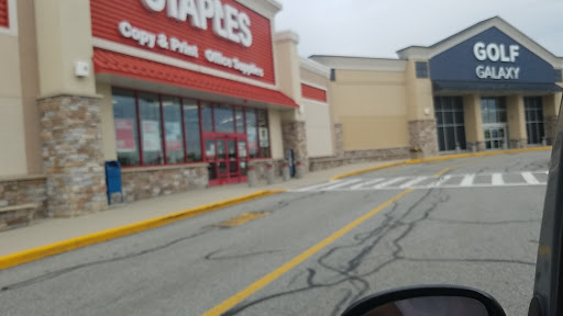 Office Supply Store «Staples», reviews and photos, 34 Walkers Brook Dr, Reading, MA 01867, USA
