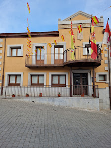 Ayuntamiento de Hoyos del Espino. Pl. España, 1, 05634 Hoyos del Espino, Ávila, España