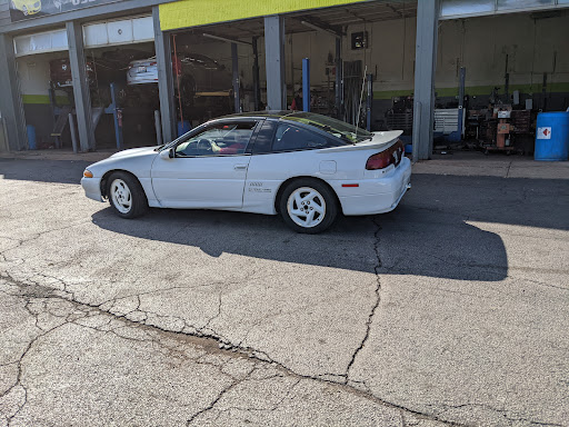 Muffler Shop «Velasquez Mufflers & Brakes», reviews and photos, 702 N Lake St, Aurora, IL 60506, USA