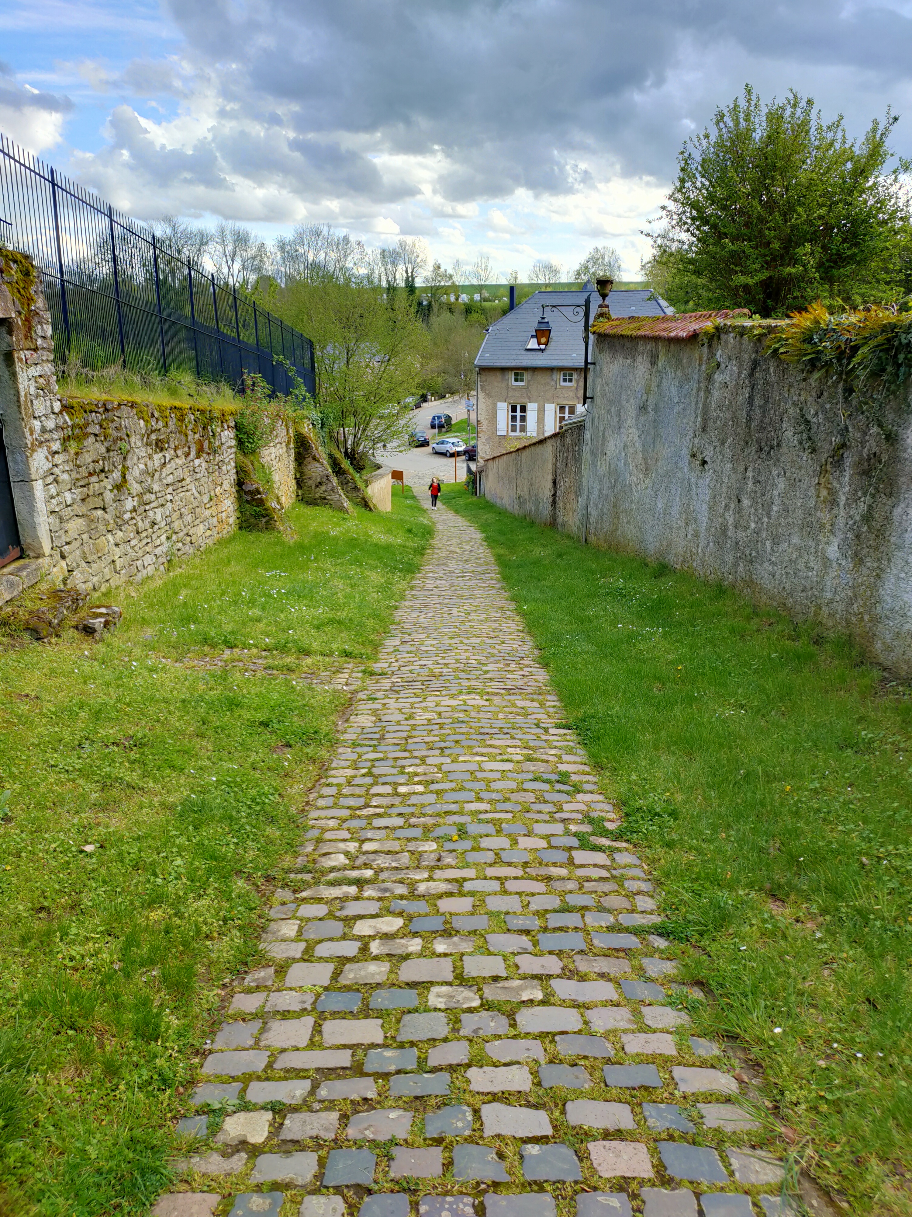 Photo n° 9 de l'avis de Tchov. fait le 28/04/2023 à 22:31