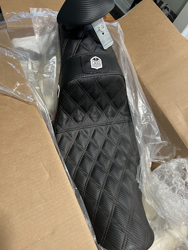 Motorcycle Repair Shop «South Side Motorcycle Company», reviews and photos, 13341 SW Hwy Ste D, Orland Park, IL 60462, USA