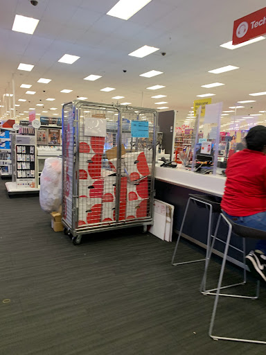 Department Store «Target», reviews and photos, 2700 5th St, Alameda, CA 94501, USA