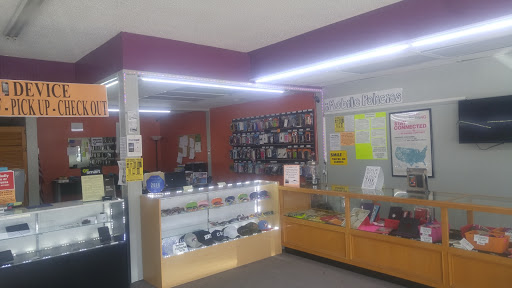 Cell Phone Store «iMobile Cell Phone Repair», reviews and photos, 504 Woodward Ave, Muscle Shoals, AL 35661, USA