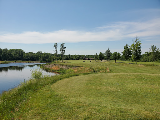 Golf Course «Little Mountain Country Club», reviews and photos, 7667 Hermitage Rd, Painesville, OH 44077, USA