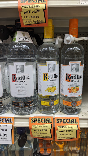 Wine Store «Liquor & Wine Warehouse», reviews and photos, 9925 Horace Harding Expy, Corona, NY 11368, USA