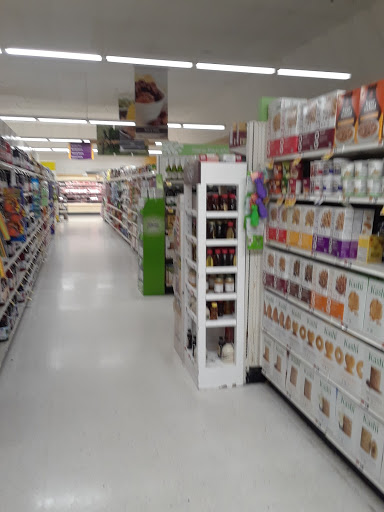 Shopping Mall «Cross County Shopping», reviews and photos, 8000 Mall Walk, Yonkers, NY 10704, USA