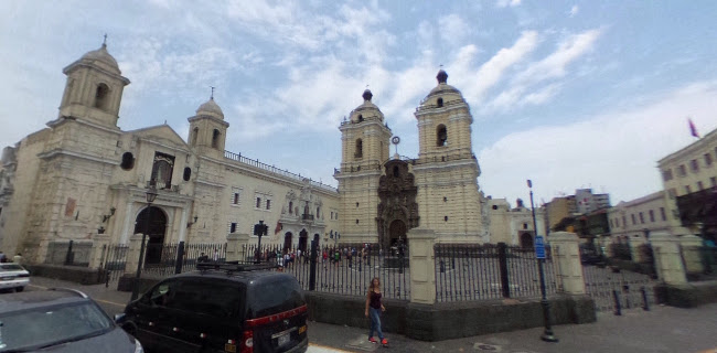 Casa de las 13 puertas - Lima