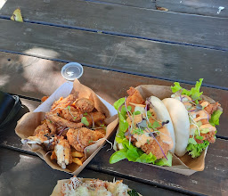 Sumting Fresh Food Truck photo