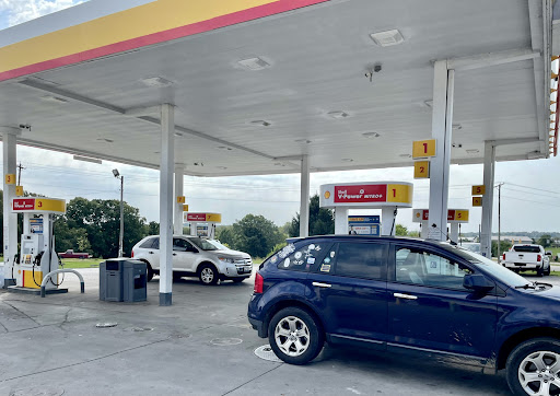 Gas Station «Sunoco Gas Station», reviews and photos, 5100 S Victor Pike, Bloomington, IN 47403, USA