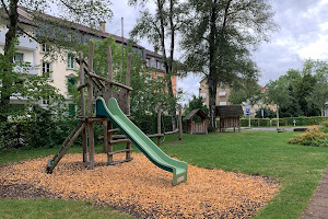 Spielplatz Schulhaus Hochfeld