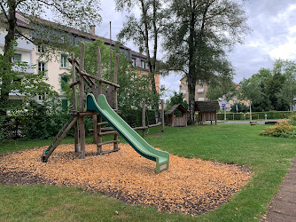 Spielplatz Schulhaus Hochfeld