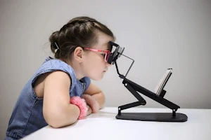 Terapia widzenia - optometria M.Szewczuk. Ćwiczenia Oczu, badanie wzroku Białystok image