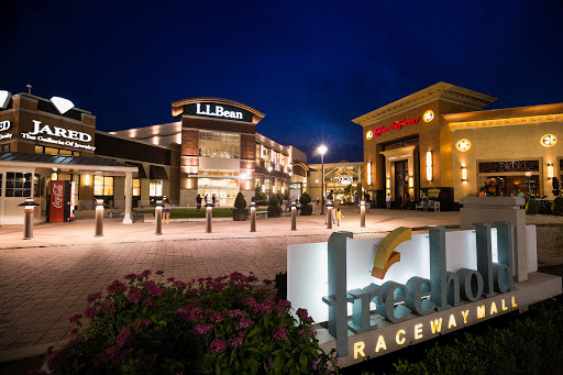 Shopping Mall «Freehold Raceway Mall», reviews and photos, 3710 U.S. 9, Freehold, NJ 07728, USA