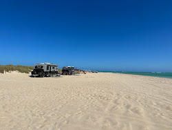 Winderabandi Point Beach'in fotoğrafı - rahatlamayı sevenler arasında popüler bir yer