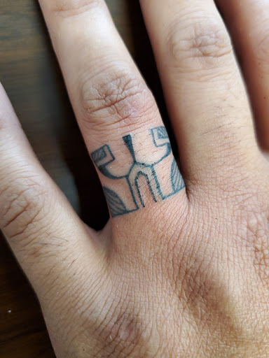 Explore barb wire tattoo ideas, creative tattoo ideas in Gilroy, available at 2911 Tattoo