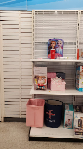 Clothing Store «Ross Dress for Less», reviews and photos, 5220 Jimmy Lee Smith Pkwy, Hiram, GA 30141, USA