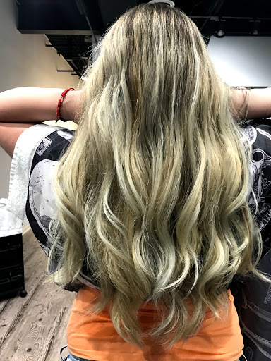 Beauty Salon «GS Hair Studio Beauty Salon and Spa», reviews and photos, 9016 N Milwaukee Ave, Niles, IL 60714, USA