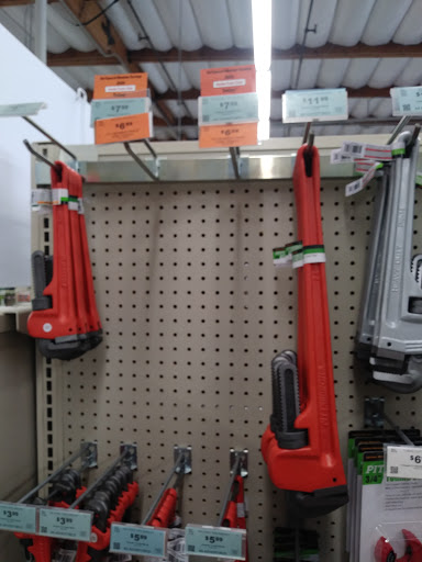 Hardware Store «Harbor Freight Tools», reviews and photos, 1019 N State College Blvd, Anaheim, CA 92806, USA