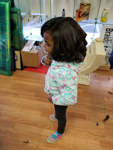 Hair Salon «Hair Legends Salon & Barbershop», reviews and photos, 3293 Stone Mountain Hwy, Snellville, GA 30078, USA