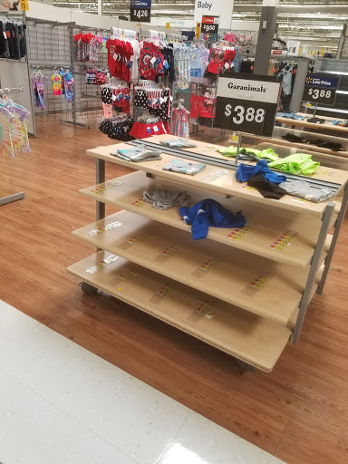 Discount Store «Walmart», reviews and photos, 465 Bridgeport Ave, Shelton, CT 06484, USA