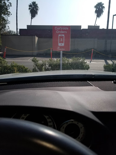 Fast Food Restaurant «Chick-fil-A», reviews and photos, 4895 Candlewood St, Lakewood, CA 90712, USA