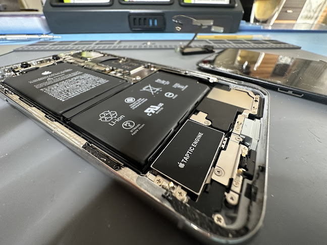 ARAFON | Handy Reparatur Freiburg - iPhone, Samsung, Xiaomi, Huawei Reparatur - Mobiltelefongeschäft