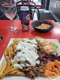 Plats et boissons du Kebab Yakamoz à Rennes - n°1