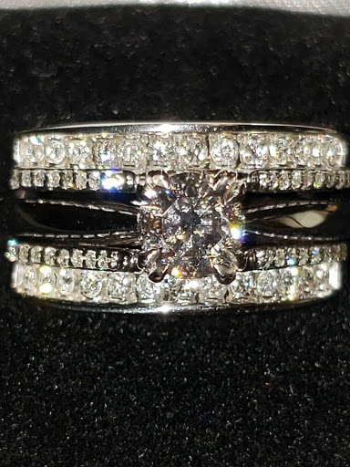 Jeweler «Moses Jewelers», reviews and photos, 19141 Stone Oak Pkwy, San Antonio, TX 78258, USA