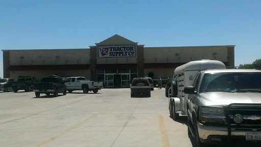 Home Improvement Store «Tractor Supply Co.», reviews and photos, 1800 US-90, Castroville, TX 78009, USA