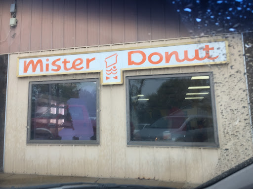 Donut Shop «Mister Donut», reviews and photos, 2720 Grovelin St # A, Godfrey, IL 62035, USA