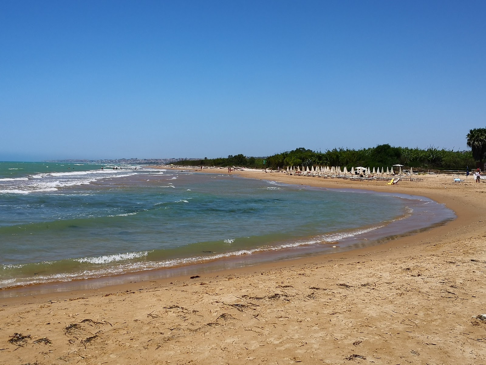 Fotografija Playa Grande z svetel pesek površino