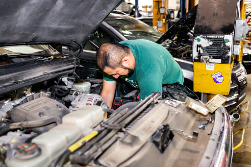 Auto Repair Shop «Sherwood Auto Repair Inc», reviews and photos, 9965 SW Tualatin-Sherwood Rd, Tualatin, OR 97062, USA