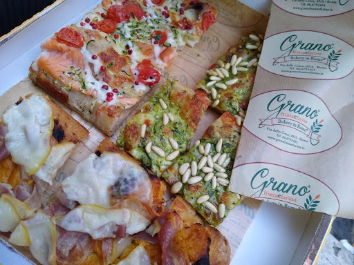 Grano, Frutta e Farina Bakery