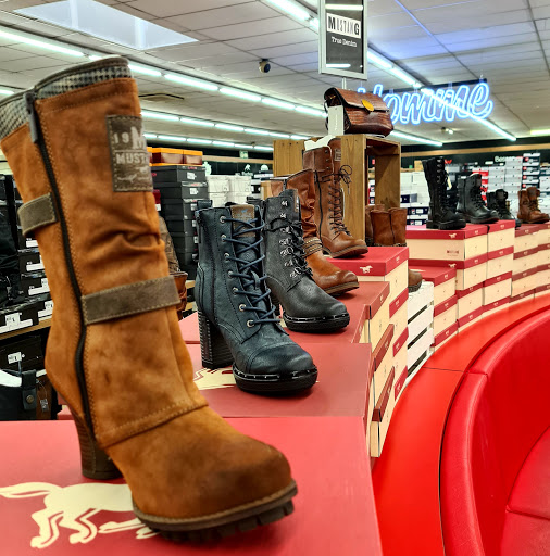 Magasins pour acheter des bottes refresh Lyon