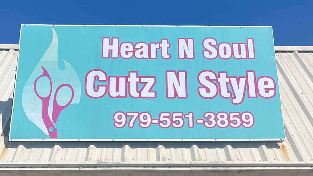 Heart N Soul Cutz N Style: Chell R Cole