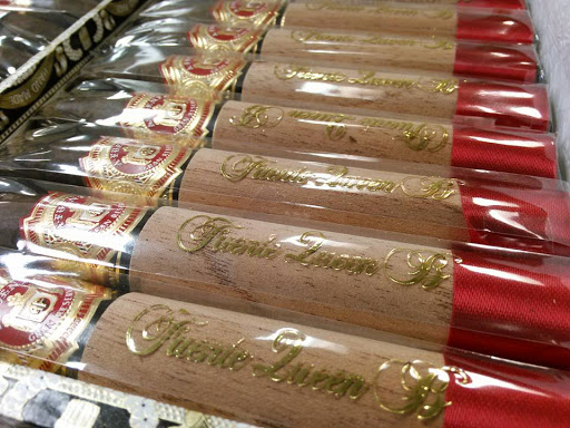 Tobacco Shop «Tobacco Town», reviews and photos, 17108 Fort St, Riverview, MI 48193, USA